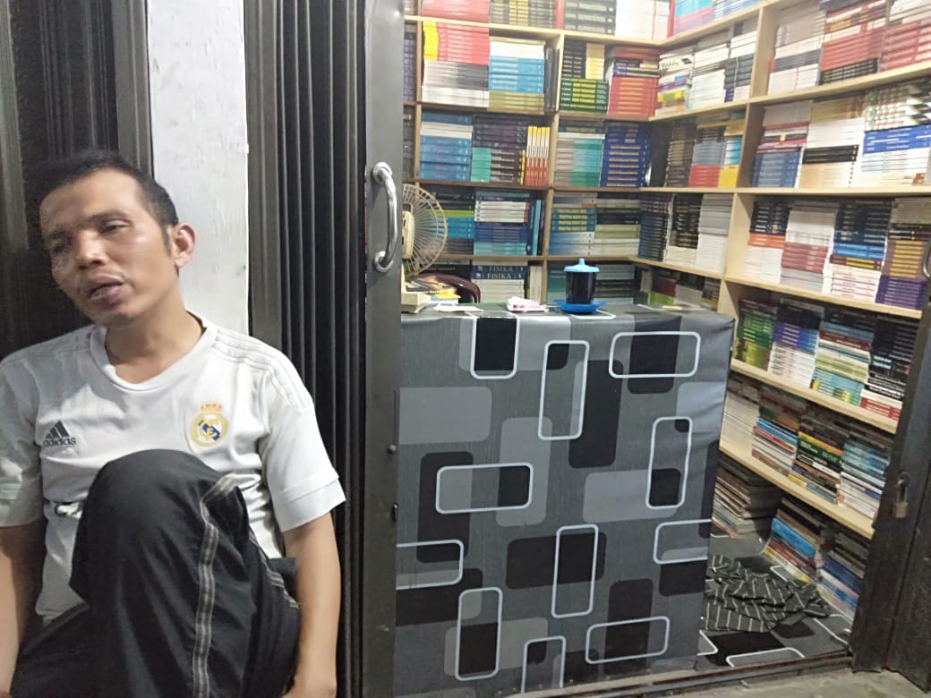 Serba Online Bikin Penjualan Buku di Lapangan Merdeka Merosot